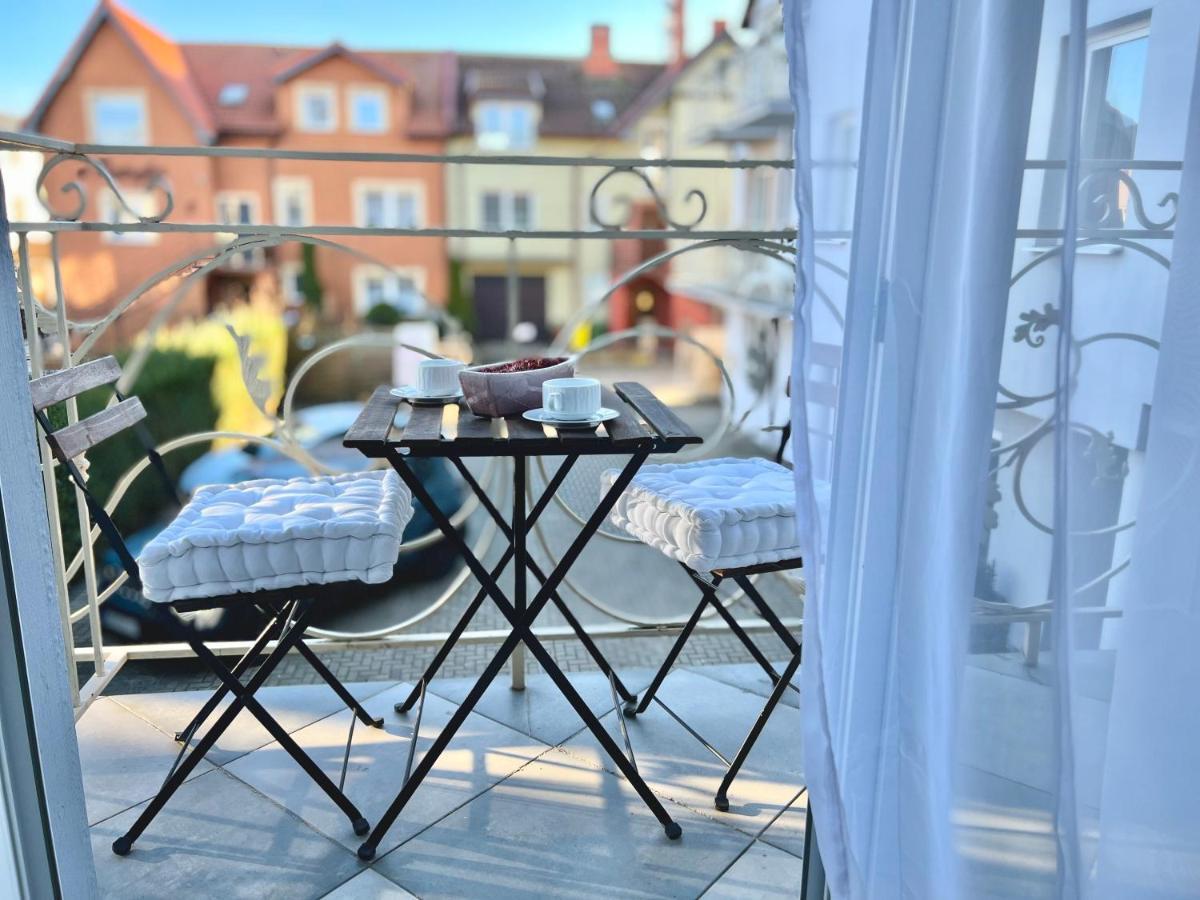 Pod Roza Bed & Breakfast Łeba Exterior foto